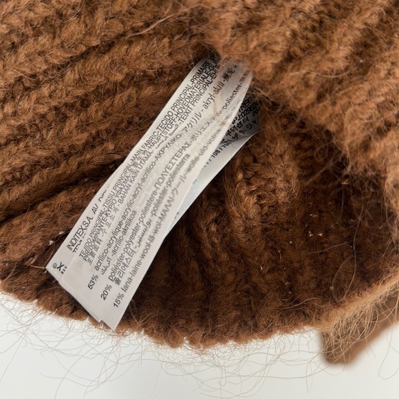 Zara Wool Blend Sweater with lace eyelet neck - Picture 13 of 14